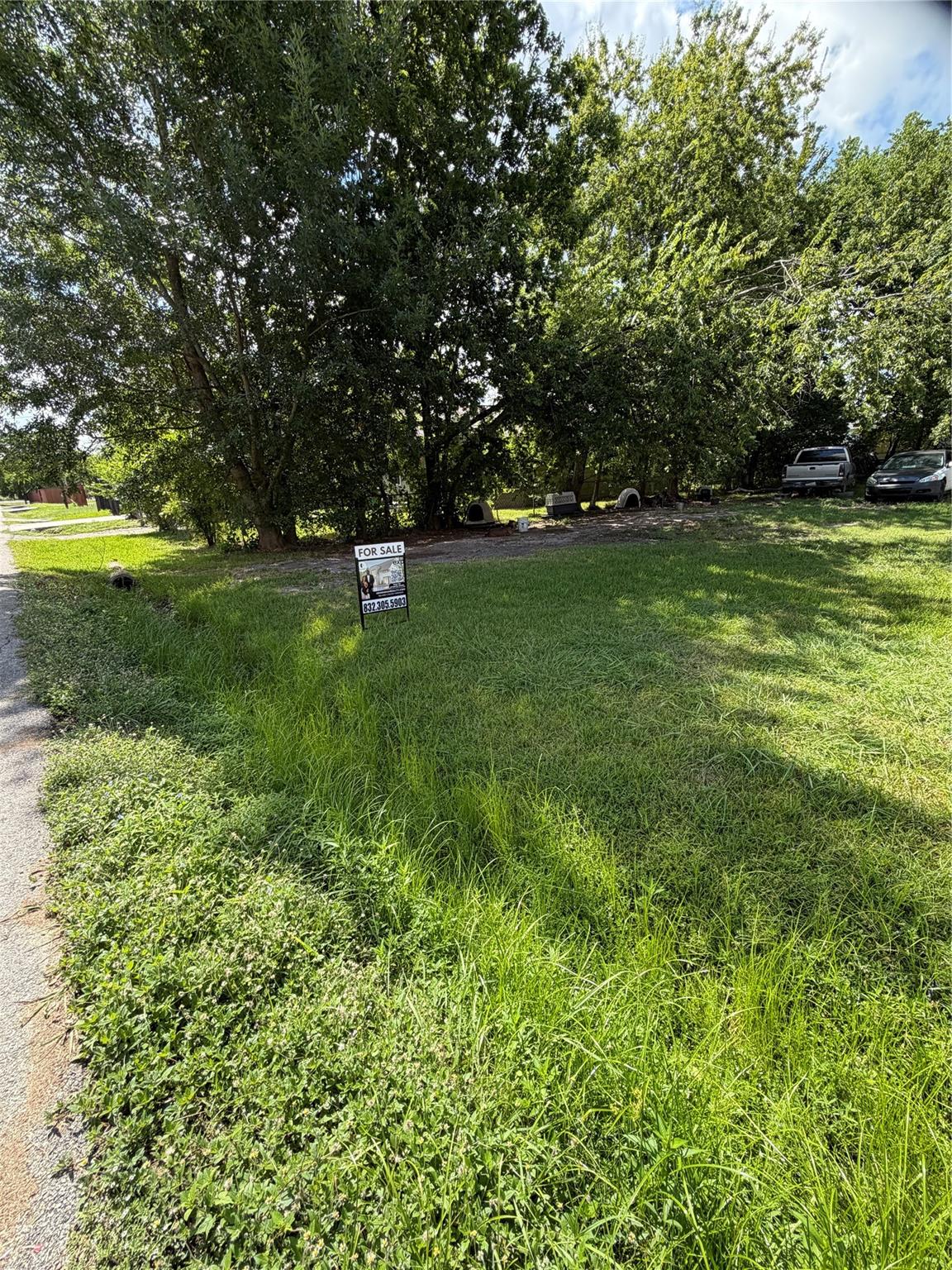 Land in Houston 5
