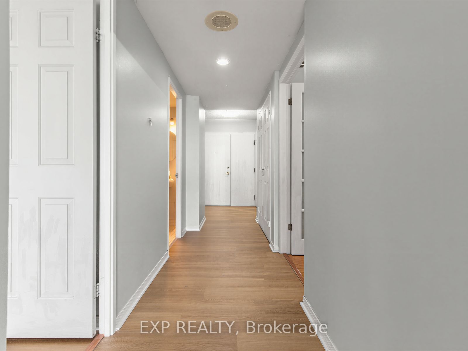 Residential Lease in Toronto C07 2