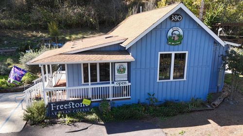 380 Bohemian Highway, Freestone, CA, 95472 | Card Image