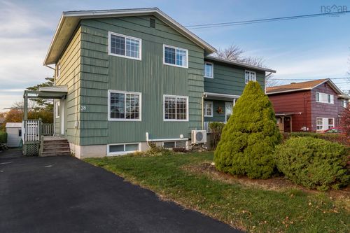 {{alt}} | Card Image