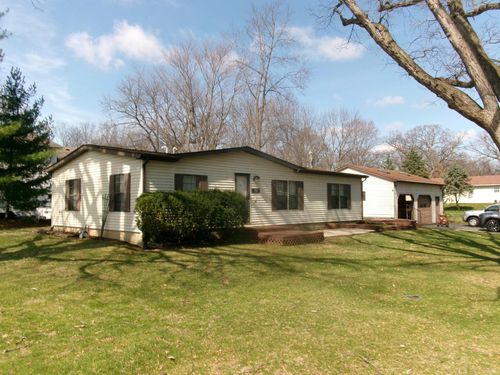 102 Mcclaflin St, Williamsport, IN, 47993-1108 | Card Image