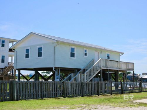 2423 Choctaw Rd, Gulf Shores, AL, 36542-8015 | Card Image