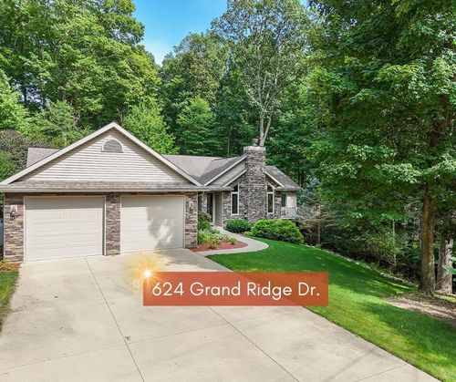 624 Grand Ridge Dr, Howard, OH, 43028-8403 | Card Image