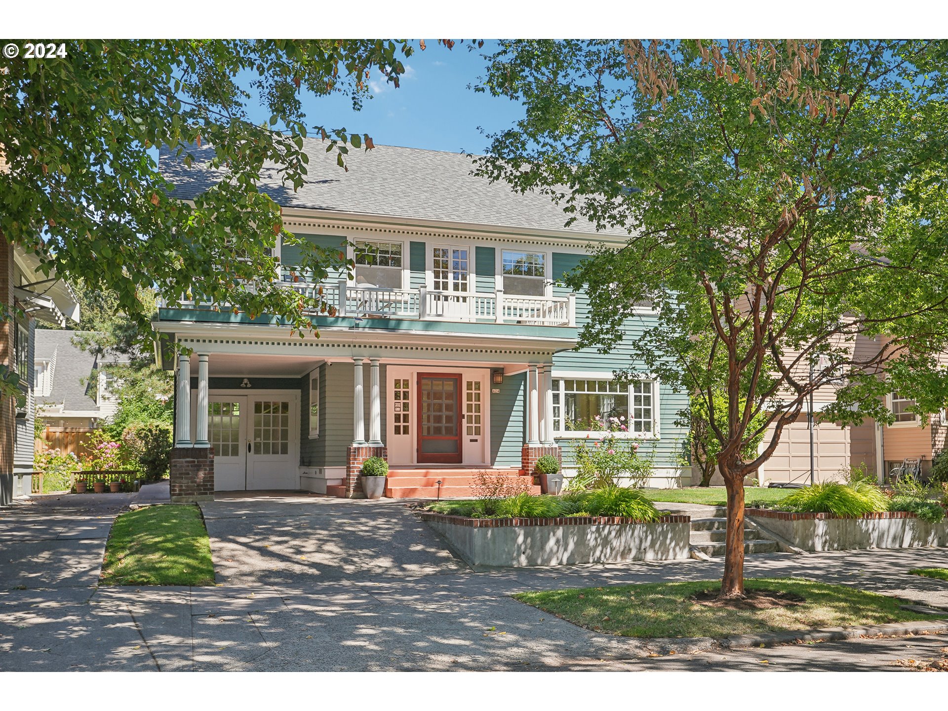 Laurelhurst Pl, Portland, OR 97232