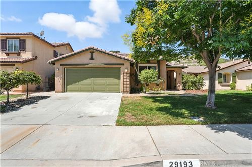 29193 Sunswept Dr, Lake Elsinore, CA, 92530-7246 | Card Image