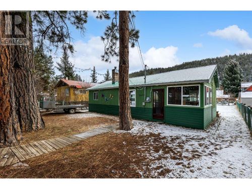 2615 Nicola Ave, Tulameen, BC, V0X1W0 | Card Image