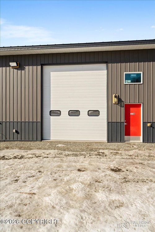 5-1206 N Glenn Hwy, Sutton, AK, 99674 | Card Image