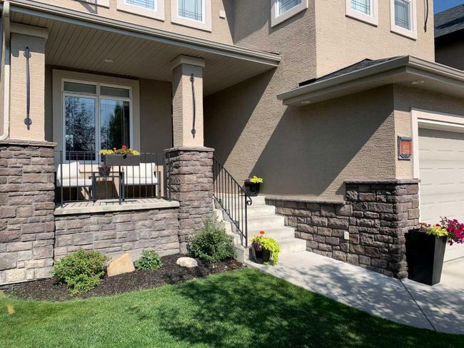 54 Tuscany Estates Point Nw, Home with 5 bedrooms, 3 bathrooms and 2 parking in Calgary AB | Image 2