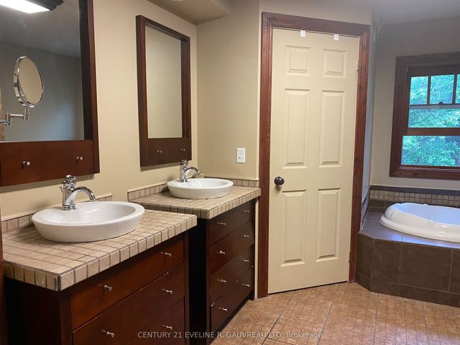 918183 Portage Bay Rd, House other with 4 bedrooms, 3 bathrooms and 20 parking in Cobalt ON | Image 23