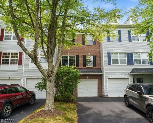 9 Knox Ct, Basking Ridge, NJ, 07920-2950 | Card Image