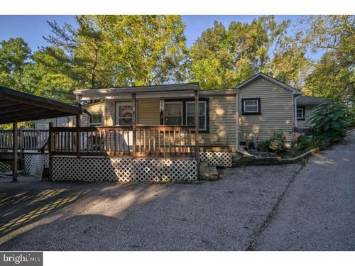 830 Hillside Ave, West Chester, PA, 19380-1953 | Card Image
