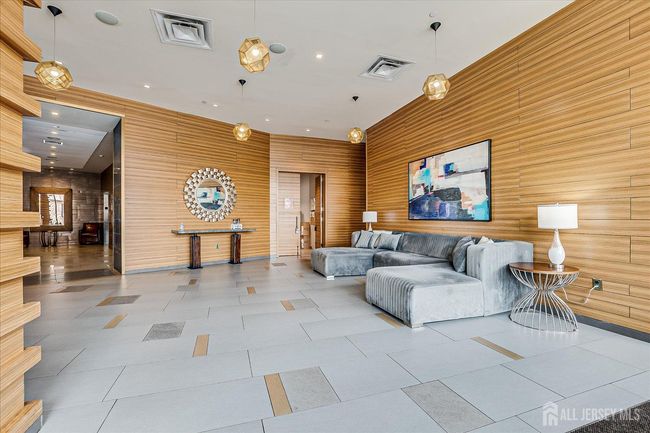 APT-2107 - 110 Somerset St, Townhouse with 2 bedrooms, 2 bathrooms and null parking in New Brunswick NJ | Image 7