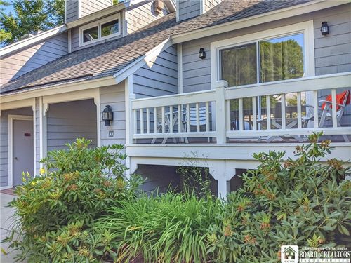 a3-20 Elm Ln, Chautauqua, NY, 14722-2558 | Card Image