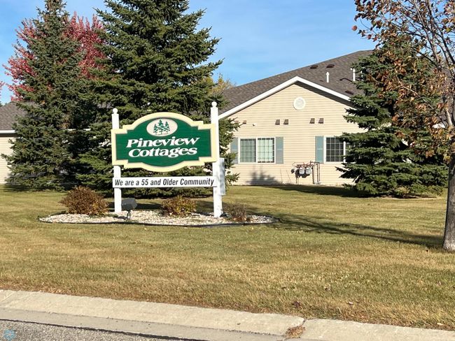 pineview cottages sign.jpg | Image 22