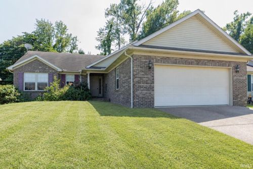 10599 Tecumseh Dr, Newburgh, IN, 47630-8712 | Card Image