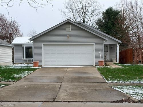 1044 Brimfield Dr, Medina, OH, 44256-2816 | Card Image