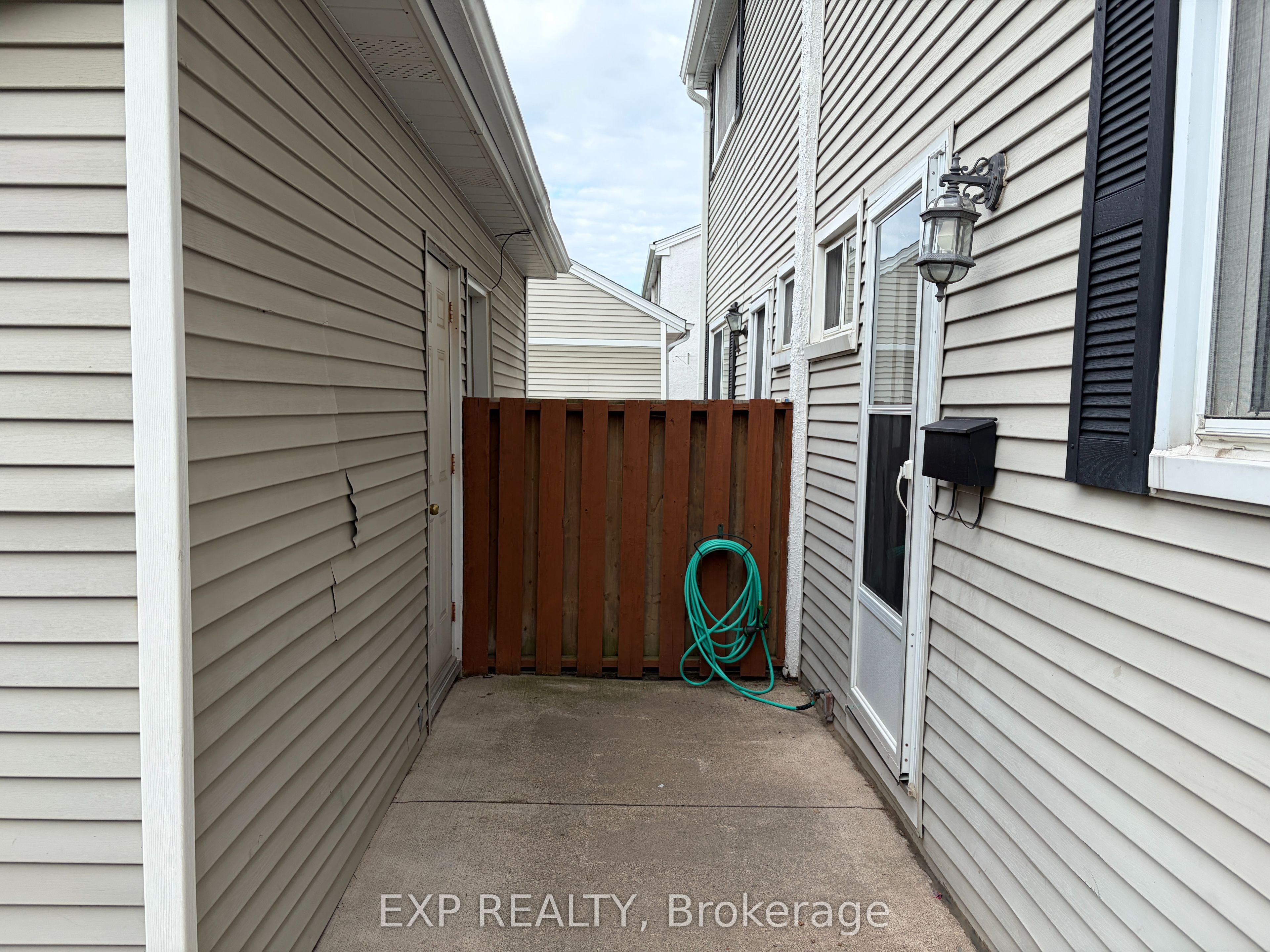 Residential Lease in Niagara Falls 3