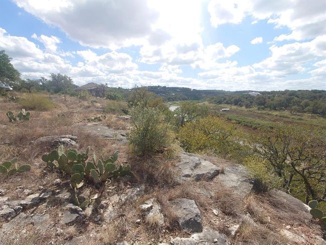 1102 Cliffview Dr, Home with 0 bedrooms, 0 bathrooms and null parking in Spicewood TX | Image 8