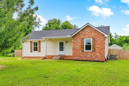 242 Quail Ridge Rd, Clarksville, TN, 37042-7378 | Card Image
