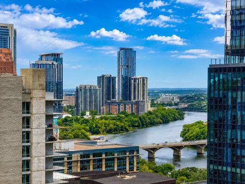 2005-360 Nueces St, Austin, TX, 78701-4267 | Card Image