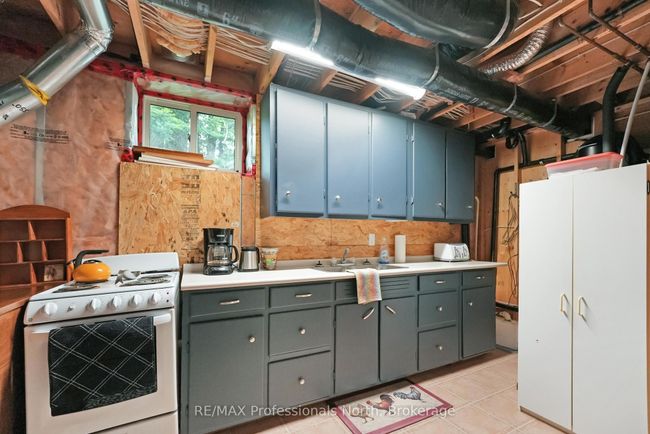 1093 Comak Cres, House other with 3 bedrooms, 2 bathrooms and 4 parking in Algonquin Highlands ON | Image 30