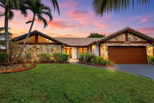 10949 Nw 1st Mnr, Coral Springs, FL, 33071-8113 | Card Image