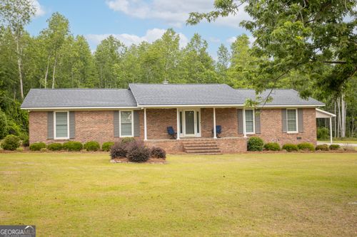 143 Atkinson Dr, Swainsboro, GA, 30401-3827 | Card Image