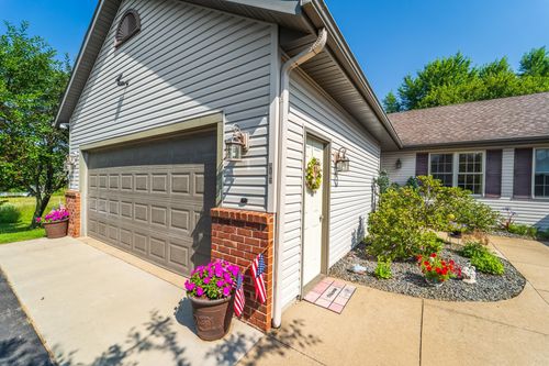 3102 Foxtail Ct, WESTON, WI, 54476-4077 | Card Image