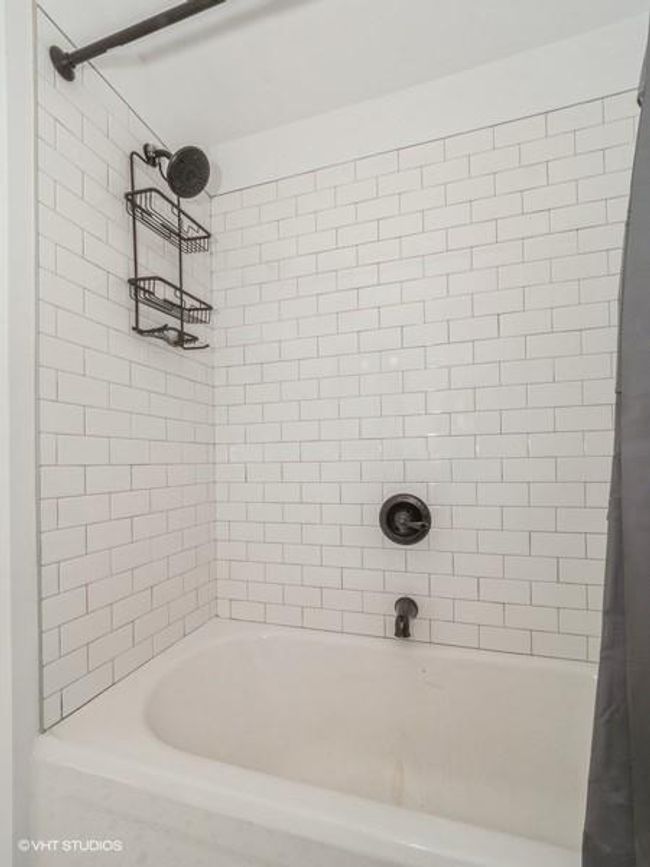 2nd floor main bath | Image 35