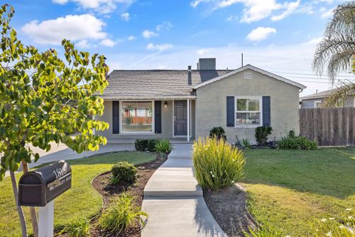 1818 Mckinley Avenue, Hanford, CA, 93230 | Card Image