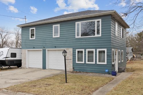 939 Waverly St, LAKE GENEVA, WI, 53147-1247 | Card Image
