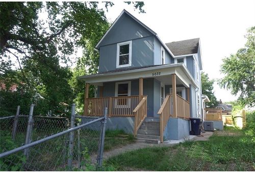 5032 E 8th St, Kansas City, MO, 64124-3017 | Card Image
