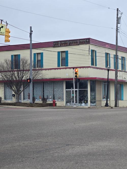 700 E Mount Morris St, Mount Morris, MI, 48458-2019 | Card Image