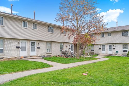 90-700 Paisley Rd, Guelph, ON, N1K1A3 | Card Image