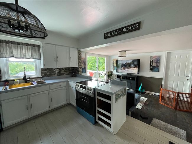 6331 Tuscarawas Rd, House other with 4 bedrooms, 2 bathrooms and 1 parking in Industry PA | Image 11