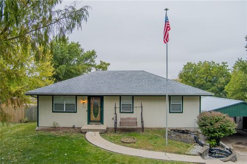 105 Aller Ave, Edgerton, MO, 64444-9101 | Card Image