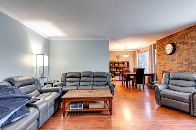 104 Pinewind Close Ne, Home with 4 bedrooms, 3 bathrooms and 4 parking in Calgary AB | Image 11