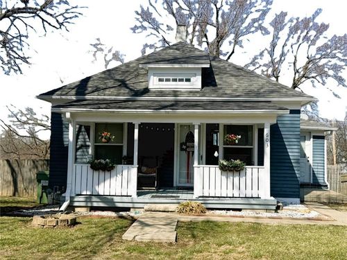 603 Maple St, Oregon, MO, 64473-9201 | Card Image