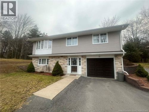 12 Ian Cres, Rothesay, NB, E2E5P9 | Card Image