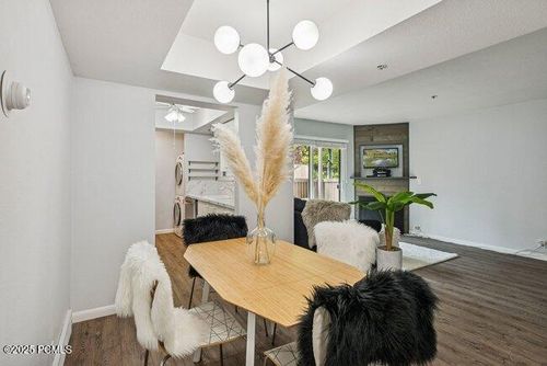 10g-6851 N 2200 W, Park City, UT, 84098-8209 | Card Image