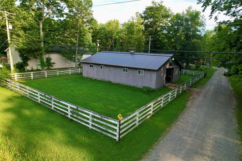 4007 Westford Rd, Jamestown, PA, 16134-6735 | Card Image