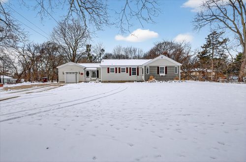 1035 Maple St, Albion, MI, 49224-1101 | Card Image