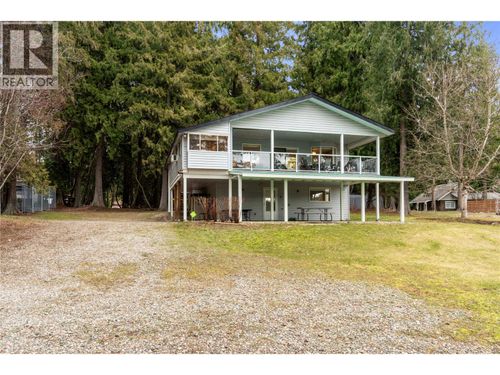 6807 Squilax-Anglemont Rd, Magna Bay, BC, V0E1M7 | Card Image