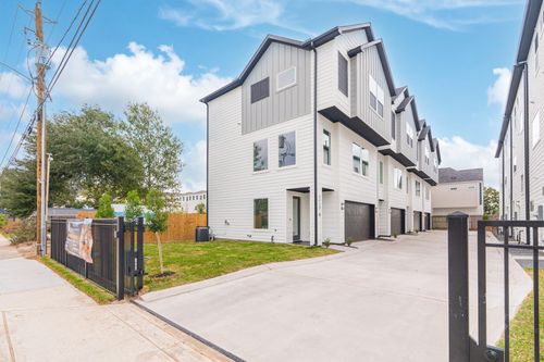 7723 C Hammerly Blvd, Houston, TX, 77055-1725 | Card Image