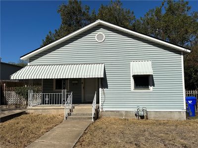 1707 Alexander Avenue, House other with 2 bedrooms, 2 bathrooms and 2 parking in Waco TX | Image 2