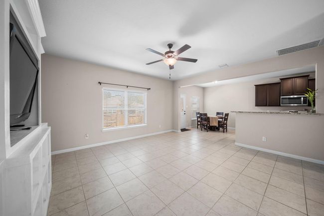 7623 Square Garden Ln, House other with 4 bedrooms, 3 bathrooms and 2 parking in Conroe TX | Image 13
