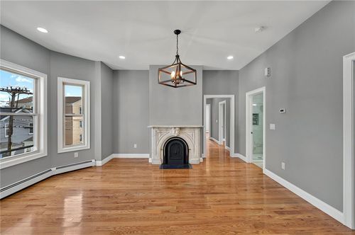 2-169 Knight St, Providence, RI, 02909-1107 | Card Image