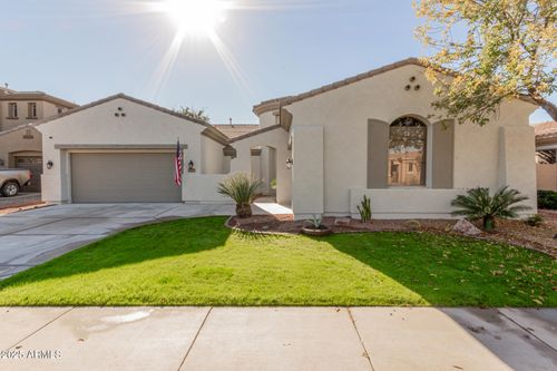 3273 E Oriole Way, Chandler, AZ, 85286-5669 | Card Image