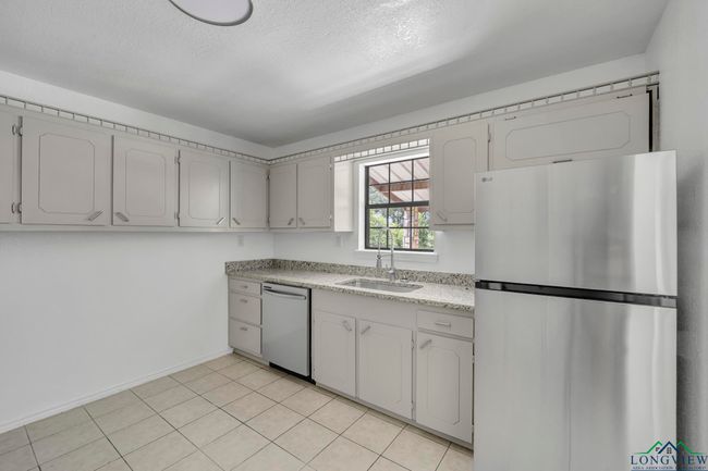 1435 Tom Smith Rd, House other with 3 bedrooms, 2 bathrooms and null parking in Harleton TX | Image 4