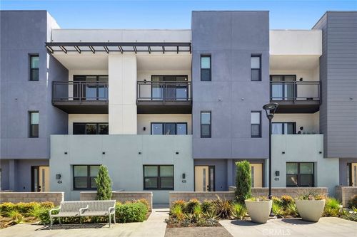 426 W Central Ave, Brea, CA, 92821-3004 | Card Image